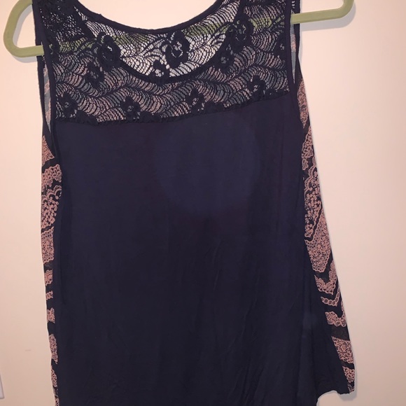 Top - Picture 3 of 3